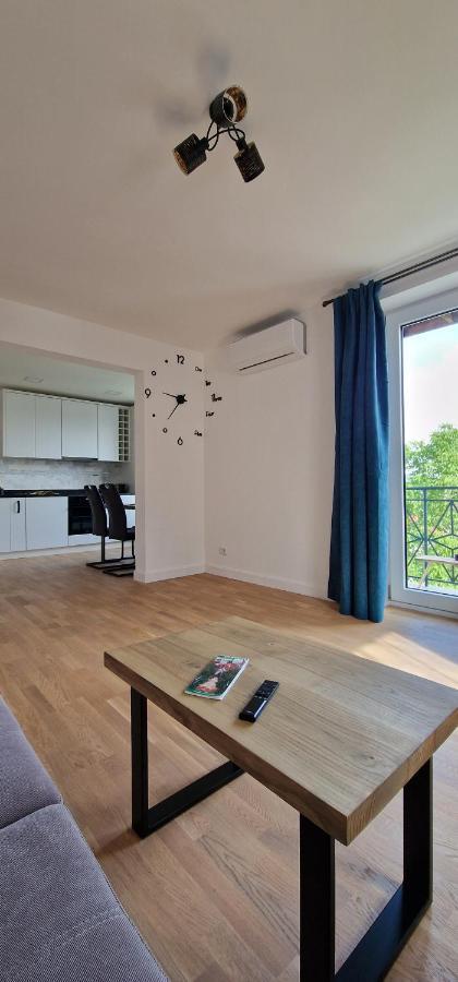 Central Apartment With City View Braşov Exterior foto